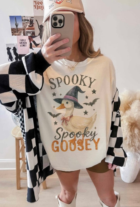 Apple Orchard Babe Oversized Graphic Tee