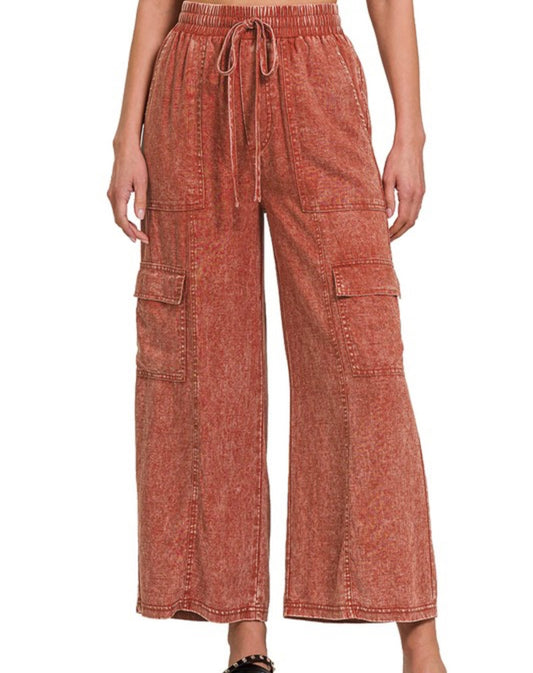 The traveling girl cargo pants