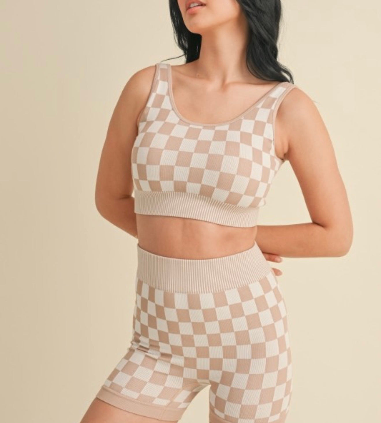 Sandy Checkered Set